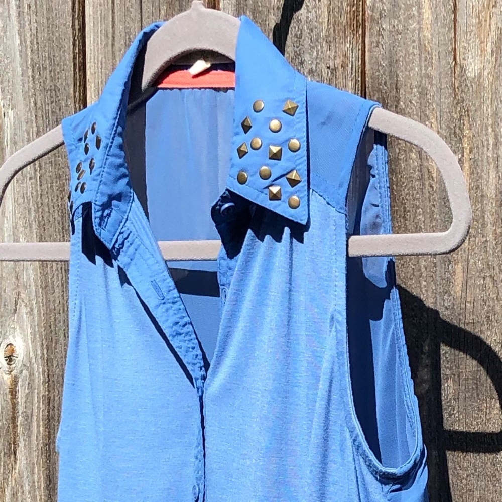 Rewind sleeveless button up blue top size small - Picture 9 of 15